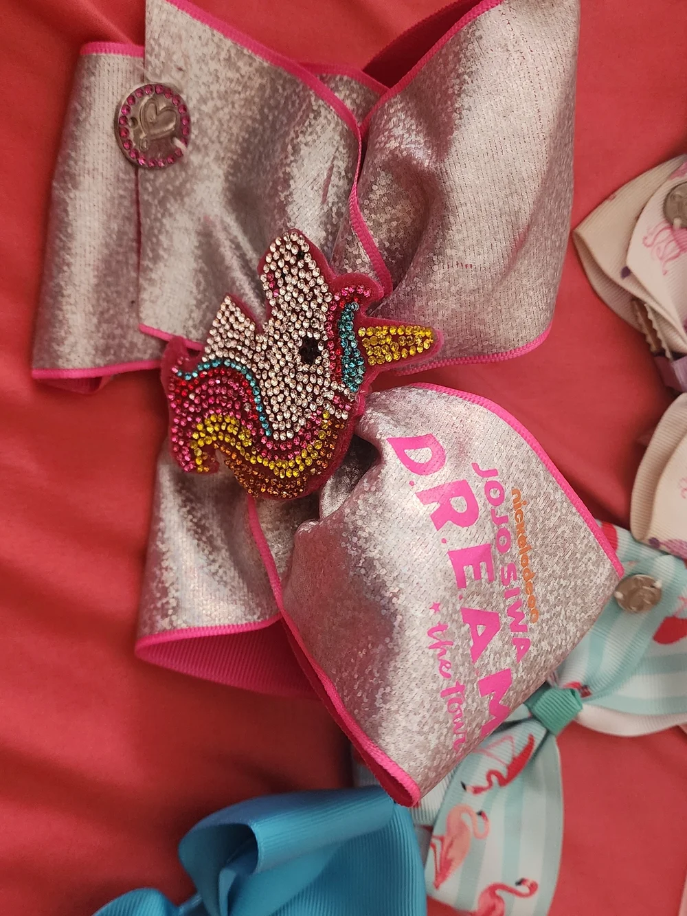JoJo Siwa: Official Dream Tour Bow Plus 12 JoJo Siwa Smaller Bows